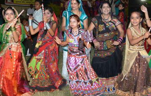 श्री विश्वकर्मा महिला संगठन जबलपुर का गरबा महोत्सव
